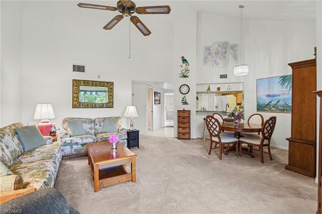 9652 Windsor Gardens LN 203, Fort Myers, FL 33919