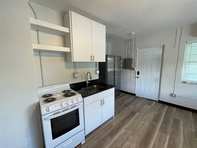 707 ROSERY ROAD NW 3, Largo, FL 33770