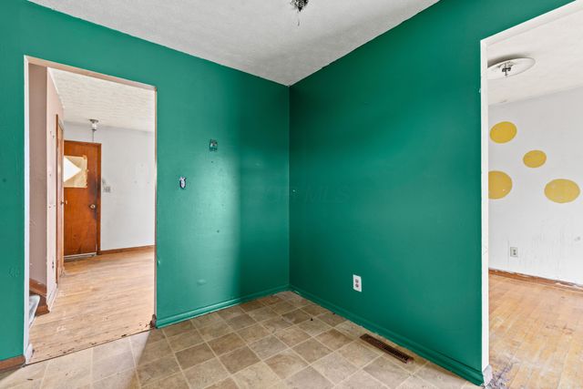 3415 Southfield Drive E, Columbus, OH 43207