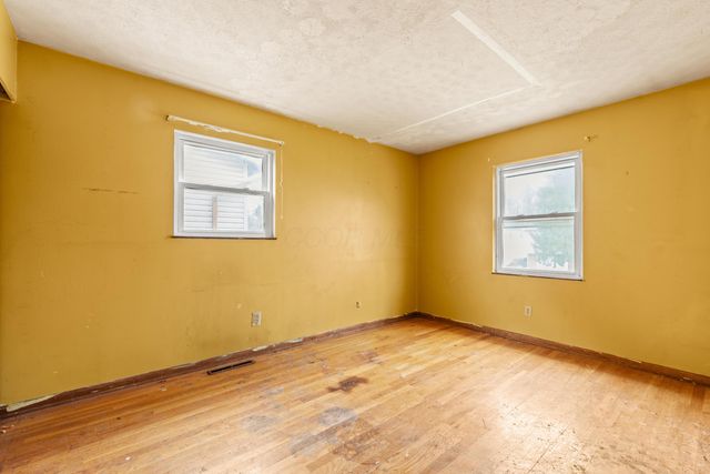 3415 Southfield Drive E, Columbus, OH 43207