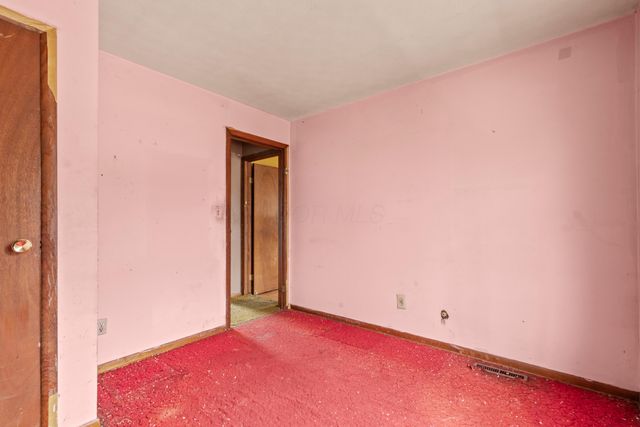 3415 Southfield Drive E, Columbus, OH 43207