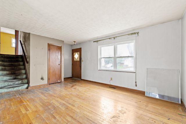 3415 Southfield Drive E, Columbus, OH 43207