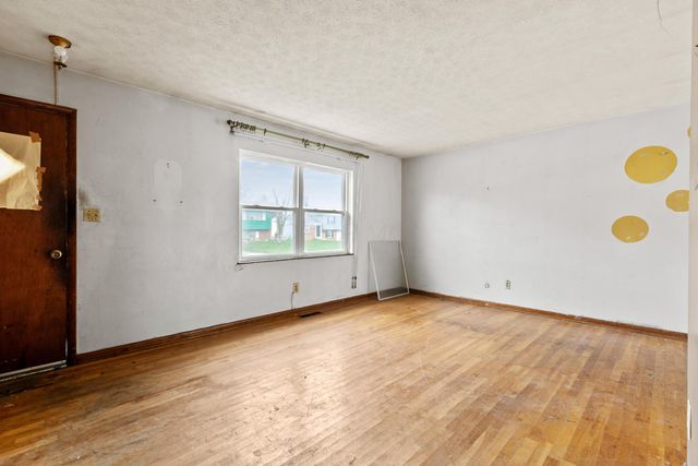 3415 Southfield Drive E, Columbus, OH 43207