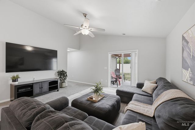 19602 Watling, Caldwell, ID 83605