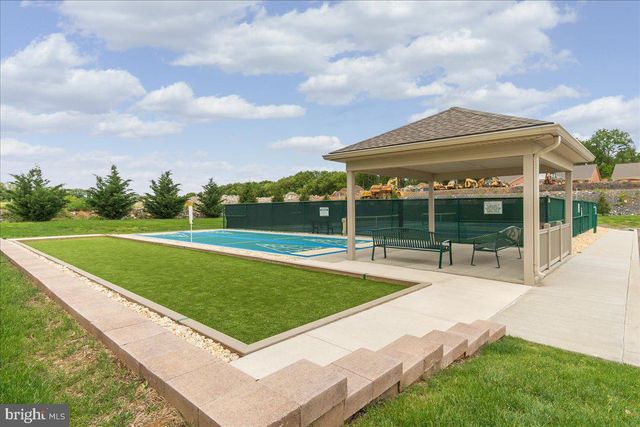 13336 MARQUISE DR, Hagerstown, MD 21742