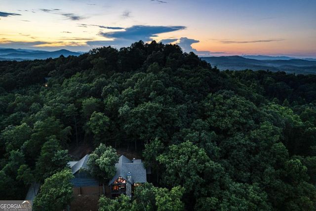 280 Pointe Of View 15, Blue Ridge, GA 30513
