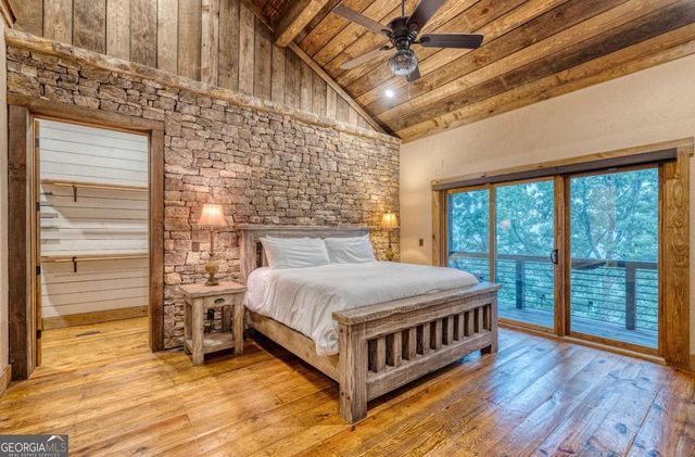 280 Pointe Of View 15, Blue Ridge, GA 30513