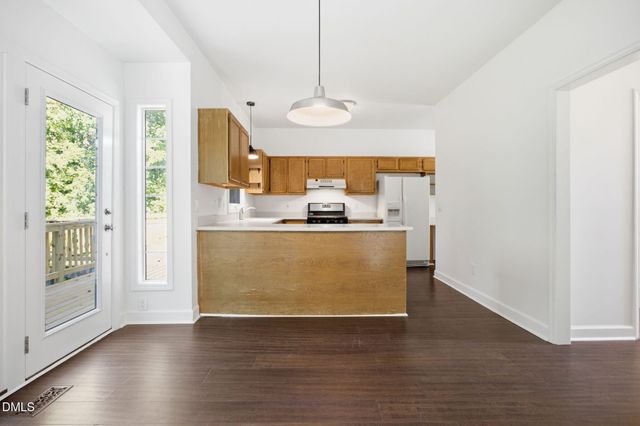 108 Rock Pointe Lane, Cary, NC 27513