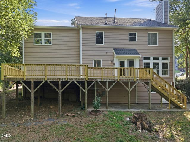 108 Rock Pointe Lane, Cary, NC 27513