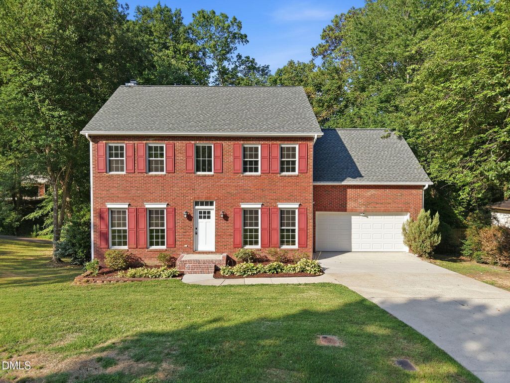 108 Rock Pointe Lane, Cary, NC 27513