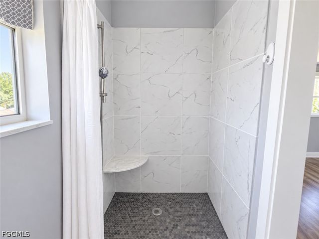 1408 SE 12th ST, Cape Coral, FL 33990