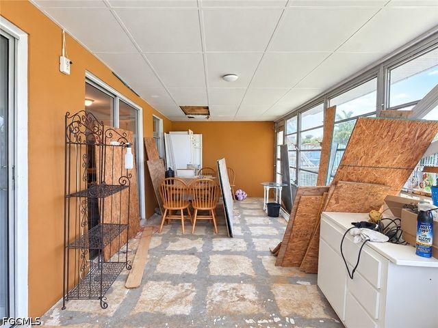 1408 SE 12th ST, Cape Coral, FL 33990