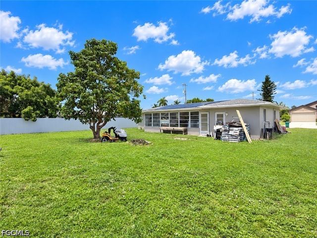 1408 SE 12th ST, Cape Coral, FL 33990
