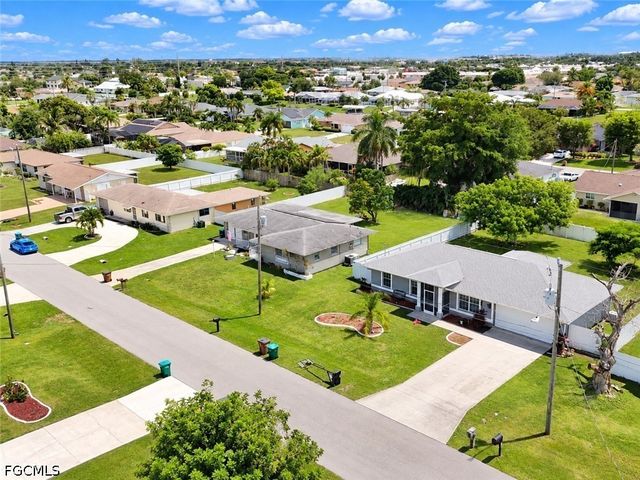 1408 SE 12th ST, Cape Coral, FL 33990