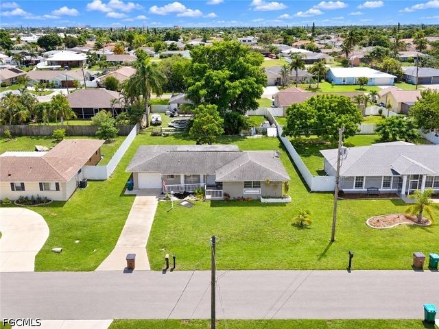 1408 SE 12th ST, Cape Coral, FL 33990