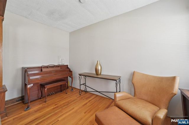 350 Walnut Street, Nutley, NJ 07110