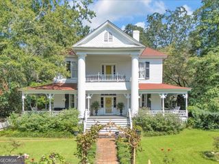 307 N Alexander Avenue, Washington, GA 30673