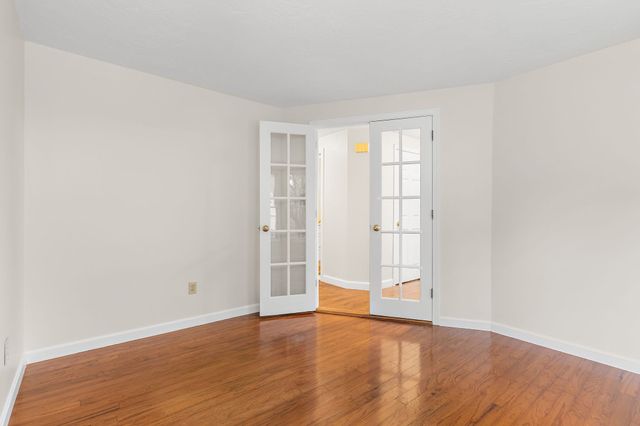15 Quail Hollow Dr, Shrewsbury, MA 01545