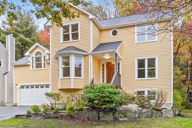 15 Quail Hollow Dr, Shrewsbury, MA 01545