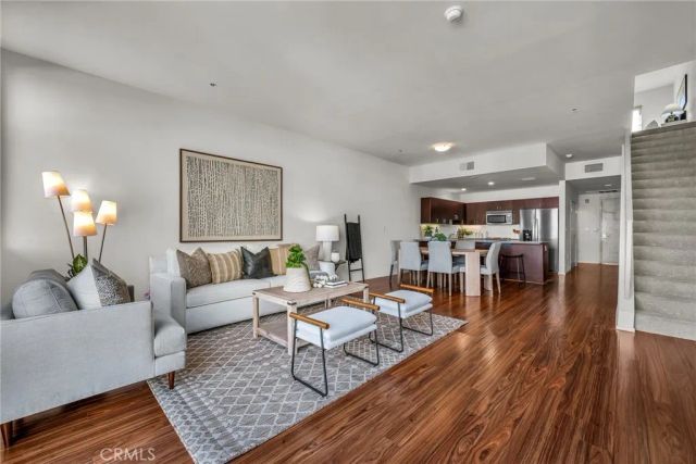 285 W 6th 331, San Pedro, CA 90731