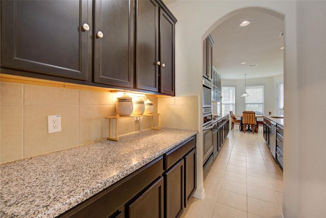 4602 Kingston Shores Lane, Rosharon, TX 77583