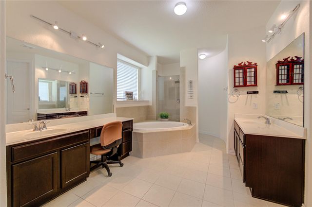 4602 Kingston Shores Lane, Rosharon, TX 77583