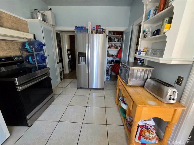 579 16th, San Bernardino, CA 92405
