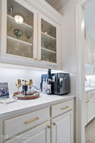 300 Deer Hollow, Brandon, MS 39047