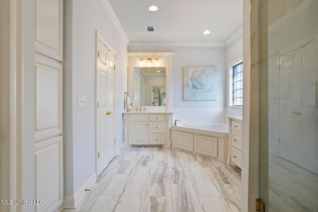 300 Deer Hollow, Brandon, MS 39047