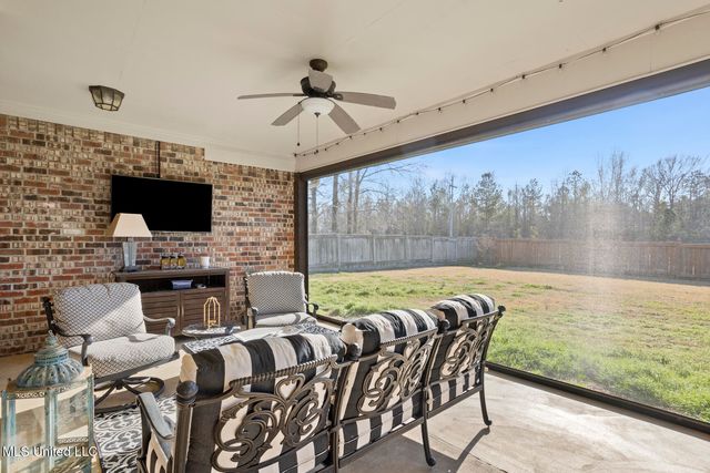 300 Deer Hollow, Brandon, MS 39047