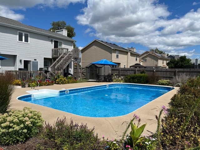 4511 Copper Ridge Road, Champaign, IL 61822