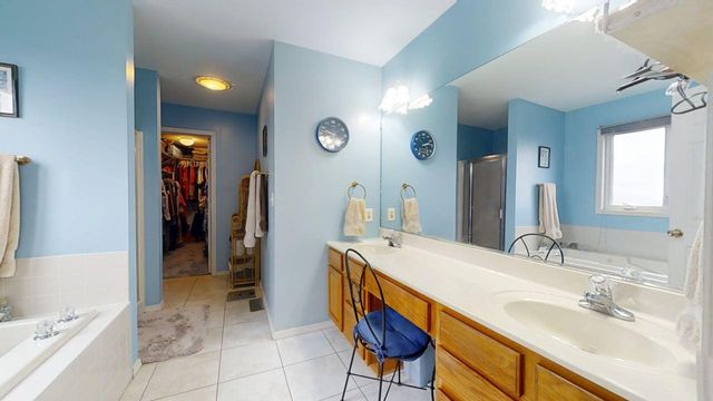 4511 Copper Ridge Road, Champaign, IL 61822