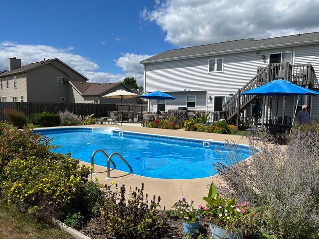 4511 Copper Ridge Road, Champaign, IL 61822