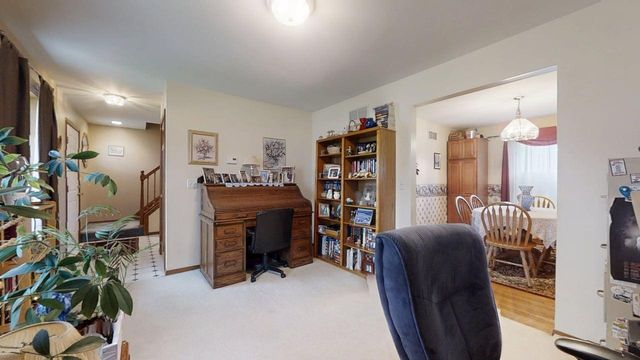 4511 Copper Ridge Road, Champaign, IL 61822