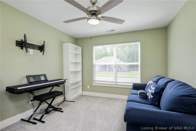 7022 Hollkamp Way, Sellersburg, IN 47172