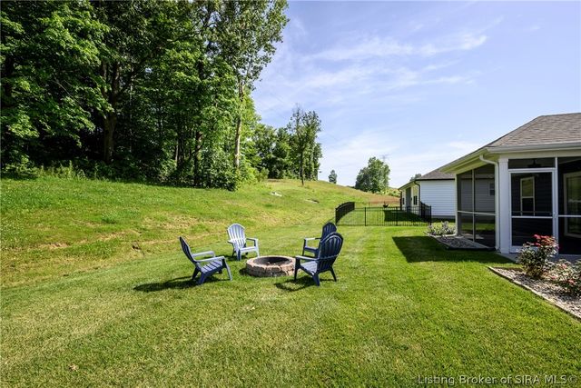 7022 Hollkamp Way, Sellersburg, IN 47172