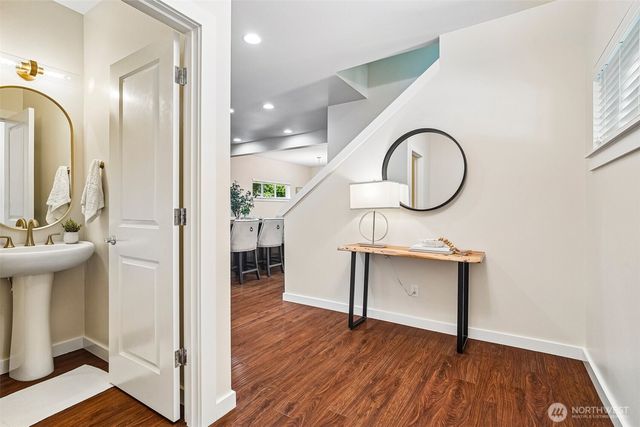 700 6th Avenue NW, Issaquah, WA 98027