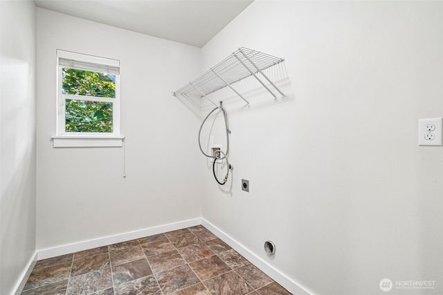 700 6th Avenue NW, Issaquah, WA 98027
