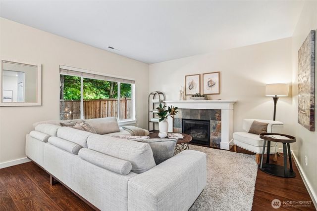 700 6th Avenue NW, Issaquah, WA 98027