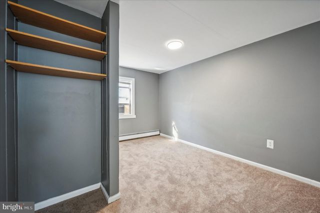 31 SCARLET AVE, Aston, PA 19014