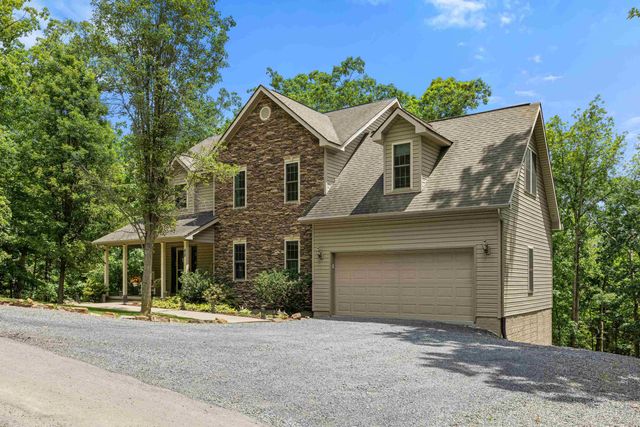 88 PIN OAK LN, Mt Jackson, VA 22842