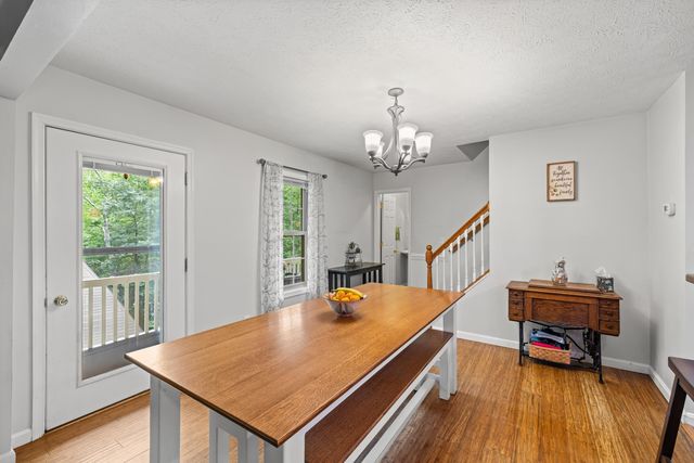 88 PIN OAK LN, Mt Jackson, VA 22842