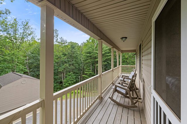 88 PIN OAK LN, Mt Jackson, VA 22842