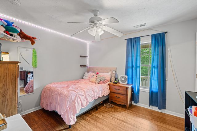 88 PIN OAK LN, Mt Jackson, VA 22842