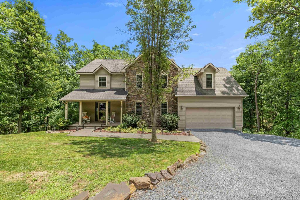 88 PIN OAK LN, Mt Jackson, VA 22842