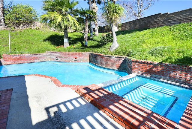 5690 Avenida Barcelona, Yorba Linda, CA 92887