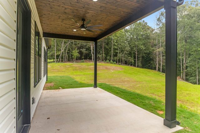 169 Lakeshore Drive, Chesnee, SC 29323