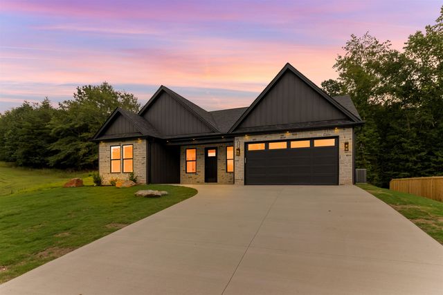 169 Lakeshore Drive, Chesnee, SC 29323