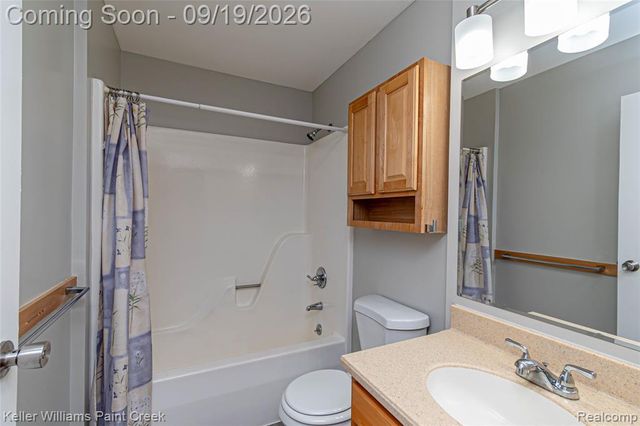 20823 Flora Street 4, Roseville, MI 48066