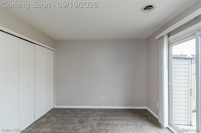 20823 Flora Street 4, Roseville, MI 48066